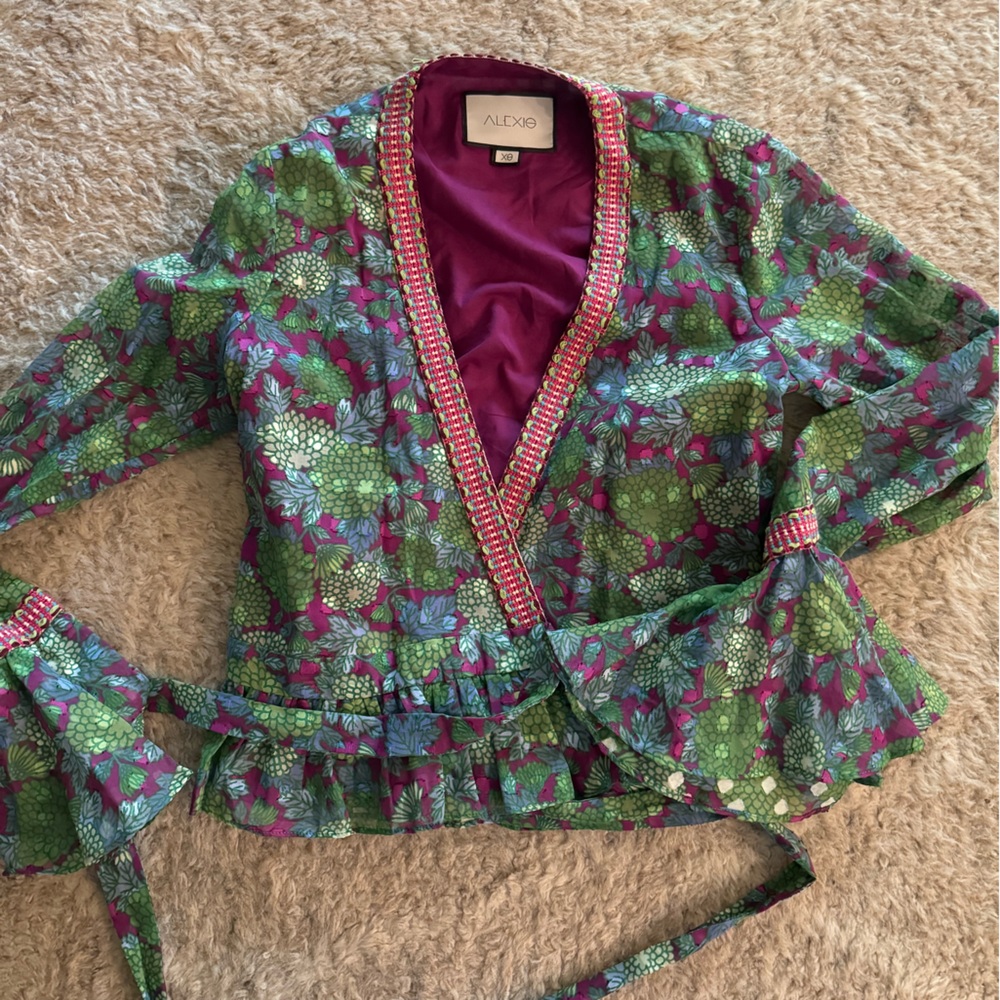 Alexis wrap top